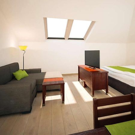 Mattone Aparthotel Lanzenkirchen Экстерьер фото