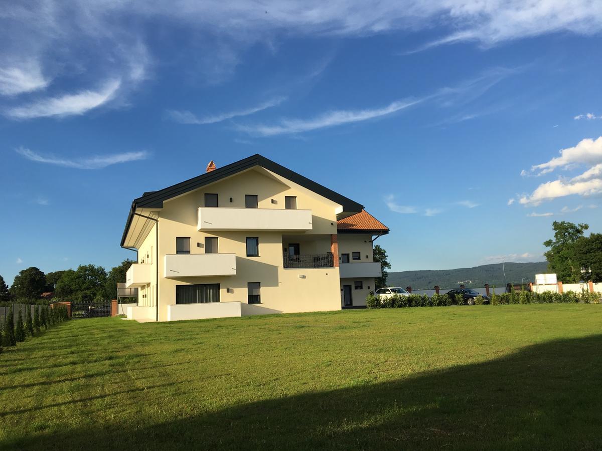 Mattone Aparthotel Lanzenkirchen Экстерьер фото