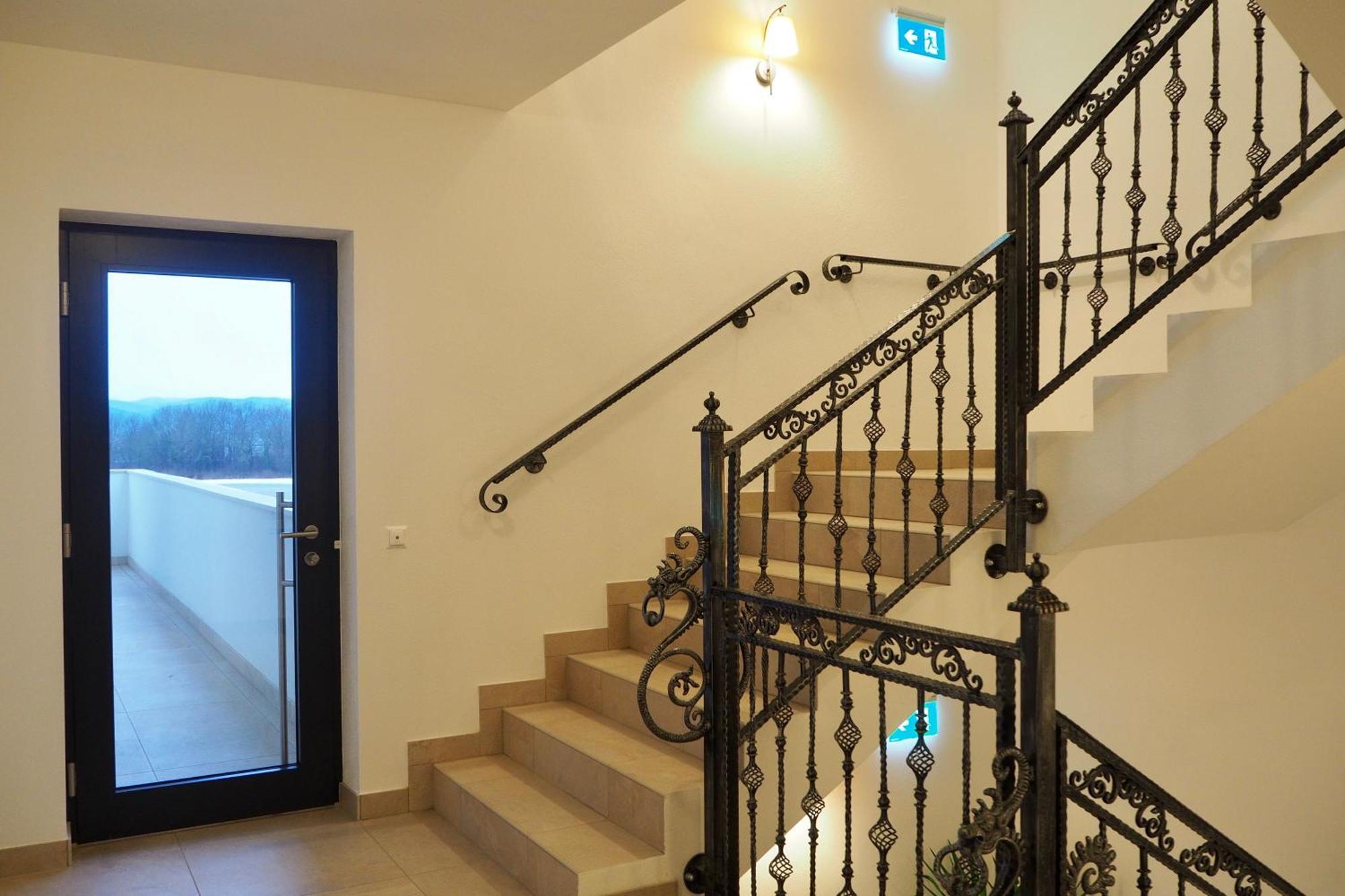 Mattone Aparthotel Lanzenkirchen Экстерьер фото